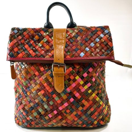 Dámsky kožený farebný ruksak prepletaný ITALY
