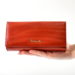 Červená dámska kožená peňaženka