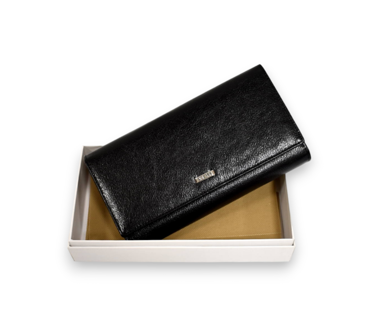 Veľká dámska čierna kožená peňaženka VIA55 V761