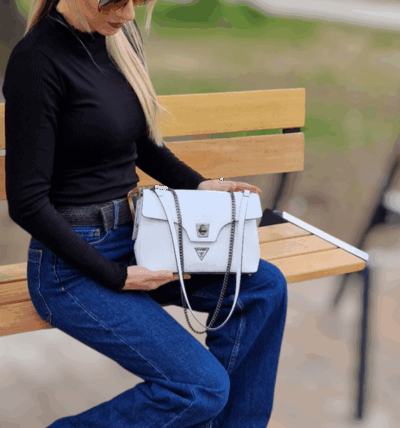 Elegantná dámska kožená biela kabelka BAGGER 0107
