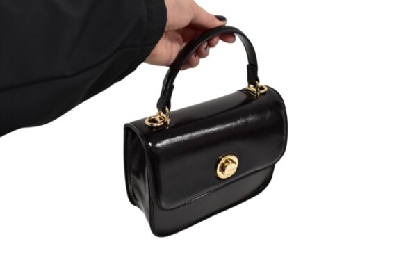 Elegantná dámska čierna laková kabelka NOBO N291 - Image 3