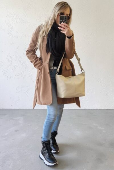 Dámska kožená krémová kabelka do na rameno 892