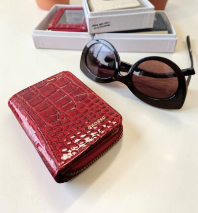 Lakovaná červená malá kožená peňaženka GS526