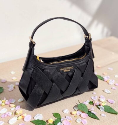 Dámska menšia čierna kabelka do ruky/na rameno V2