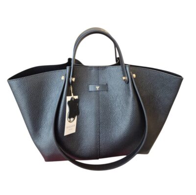 legantná dámska kabelka v čiernej farbe so zlatým kovaním do ruky na rameno