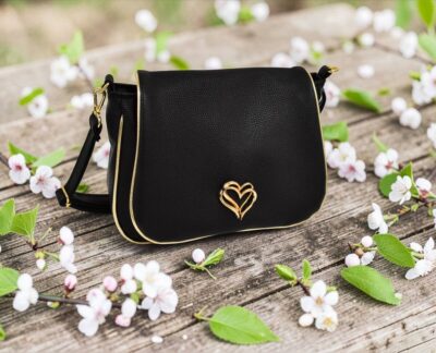 Dámska čierna crossbody kabelka GROSSO GS21