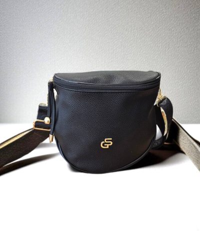 Menšia crossbody kabelka v tvare ľadvinky, športovo elegantný doplnok na každý deň k rôznemu štýlu oblečenia