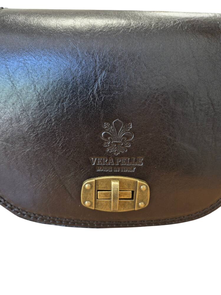 Kožená crossbody čierna kabelka Vintage ITALY 852 – Obrázok 4