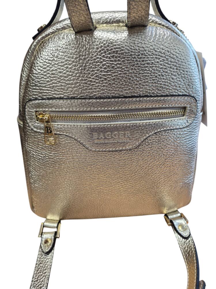 Kožený elegantný dámsky zlatý ruksak BAGGER 0154 – Obrázok 9