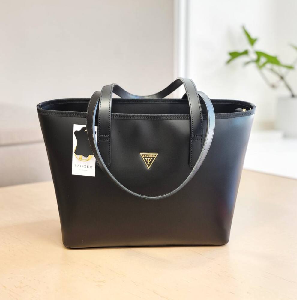 Elegantná čierna veľká kožená kabelka BAGGER 0071