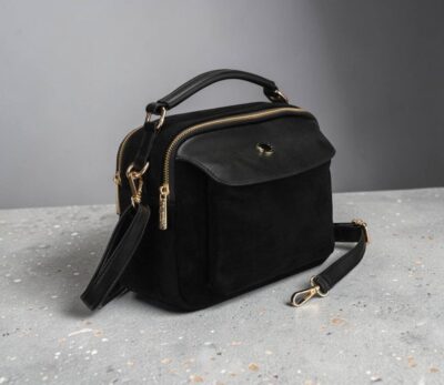 Semišová čierna crossbody kabelka PETERSON 769