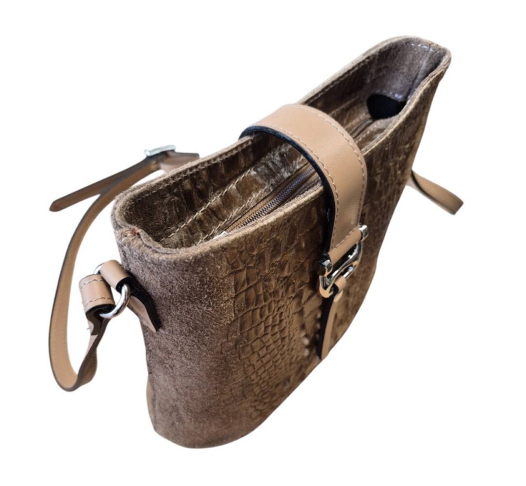 Elegantná kožená crossbody hnedá kabelka KR03 – Obrázok 4