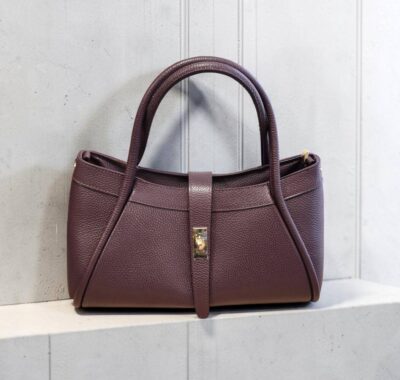 Elegantná kožená fialová kabelka do ruky ITALY 130