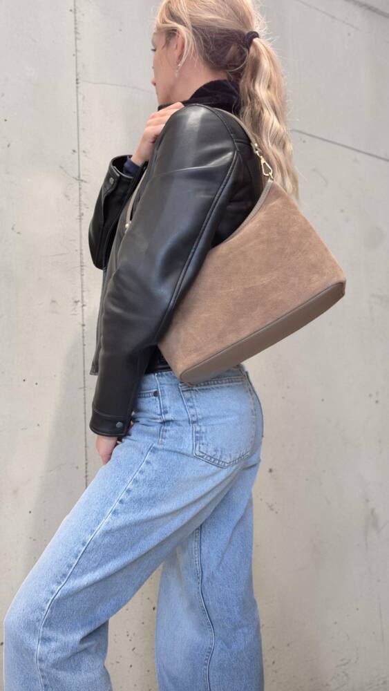 Crossbody béžová kabelka z brúsenej kože ITALY 341